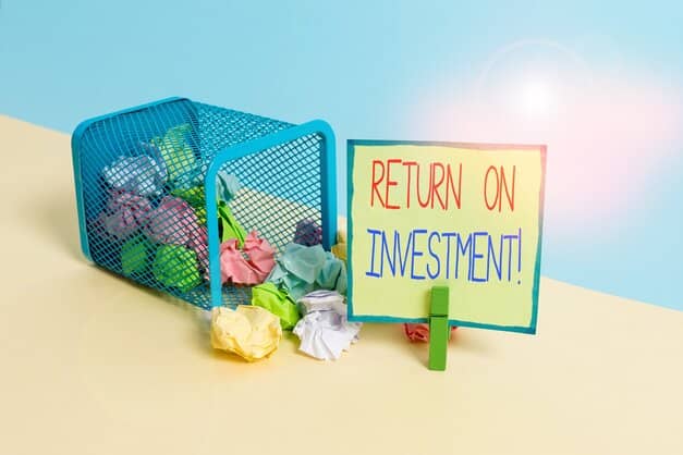 return on investment concept with trashcan